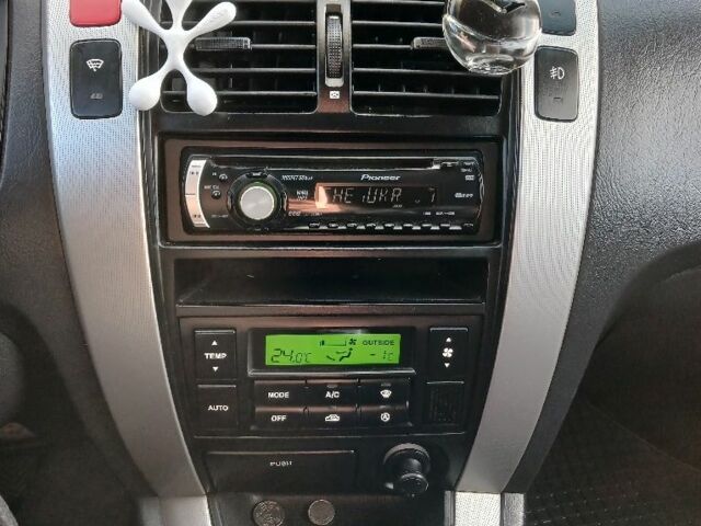 Серый Мерседес Другая, объемом двигателя 2 л и пробегом 230 тыс. км за 8000 $, фото 2 на Automoto.ua