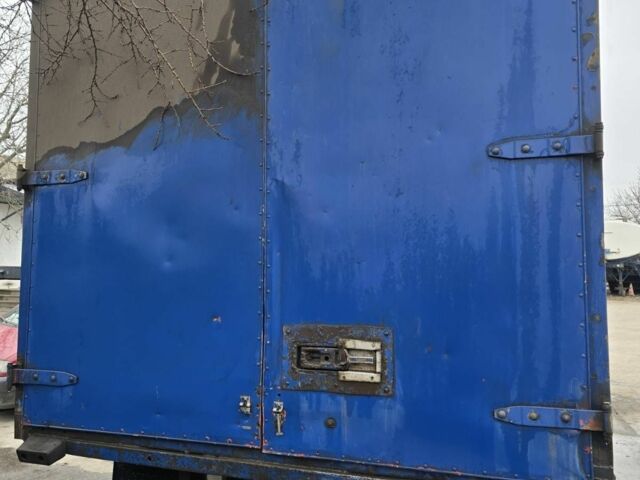 Синий Мерседес Другая, объемом двигателя 4.3 л и пробегом 300 тыс. км за 7500 $, фото 3 на Automoto.ua