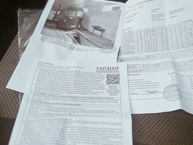 Синий Мерседес Другая, объемом двигателя 2.4 л и пробегом 390 тыс. км за 2100 $, фото 5 на Automoto.ua