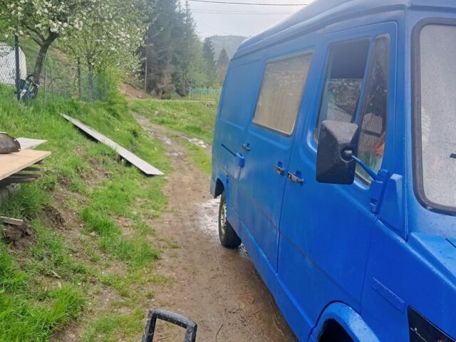 Синий Мерседес Другая, объемом двигателя 2.4 л и пробегом 390 тыс. км за 2100 $, фото 2 на Automoto.ua