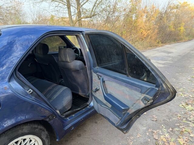 Синий Мерседес Другая, объемом двигателя 1.8 л и пробегом 234 тыс. км за 2000 $, фото 9 на Automoto.ua