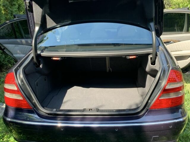 Синий Мерседес Другая, объемом двигателя 2.7 л и пробегом 368 тыс. км за 8500 $, фото 3 на Automoto.ua