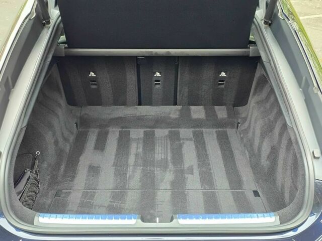 Синий Мерседес Другая, объемом двигателя 0 л и пробегом 26 тыс. км за 39000 $, фото 17 на Automoto.ua