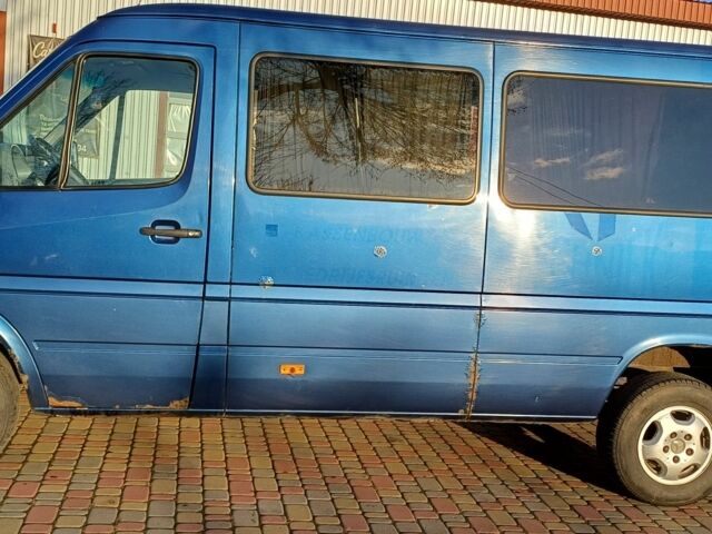 Синий Мерседес Другая, объемом двигателя 2.1 л и пробегом 500 тыс. км за 5900 $, фото 5 на Automoto.ua