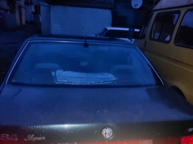 Зеленый Мерседес Другая, объемом двигателя 2 л и пробегом 320 тыс. км за 1600 $, фото 1 на Automoto.ua