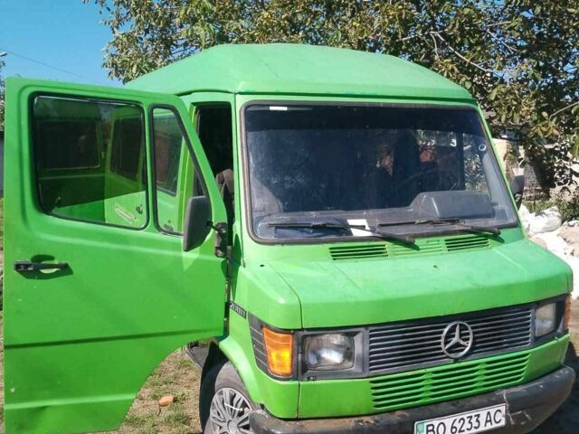 Зеленый Мерседес Другая, объемом двигателя 2.4 л и пробегом 300 тыс. км за 2500 $, фото 2 на Automoto.ua