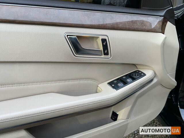 Чорний Мерседес E 200, об'ємом двигуна 2.1 л та пробігом 280 тис. км за 18999 $, фото 6 на Automoto.ua