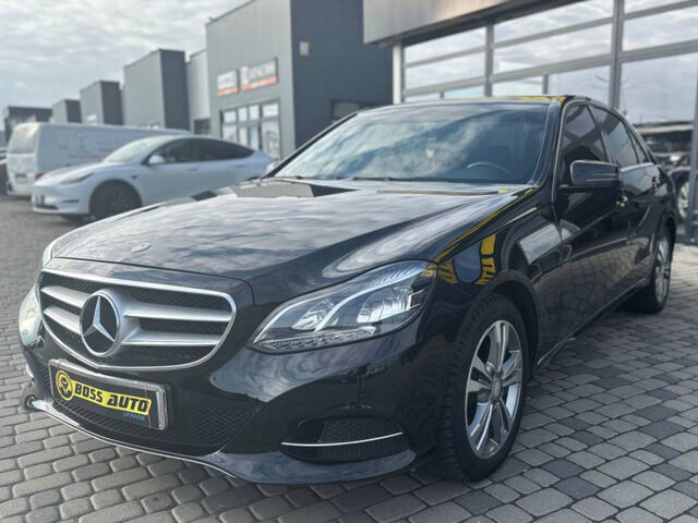 Черный Мерседес E 200, объемом двигателя 2.2 л и пробегом 287 тыс. км за 18300 $, фото 2 на Automoto.ua