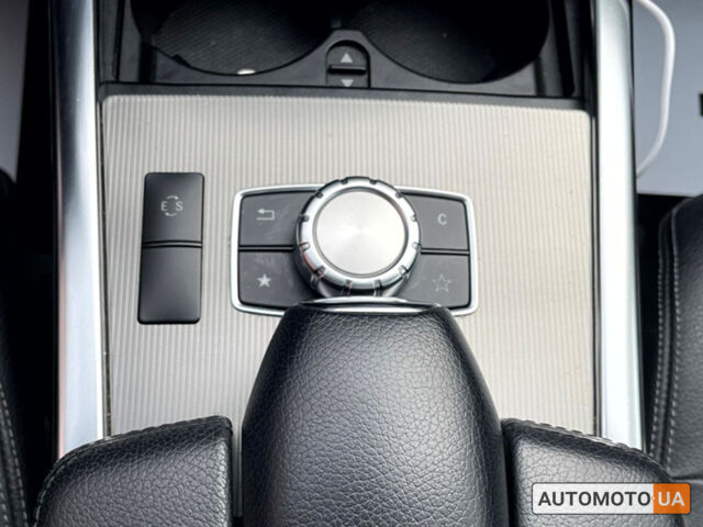 Сірий Мерседес E 200, об'ємом двигуна 2.2 л та пробігом 170 тис. км за 17200 $, фото 14 на Automoto.ua