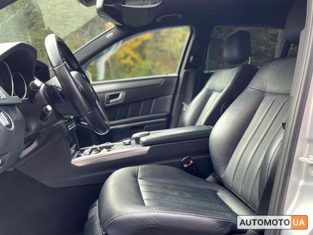 Сірий Мерседес E 200, об'ємом двигуна 2.2 л та пробігом 170 тис. км за 17200 $, фото 7 на Automoto.ua