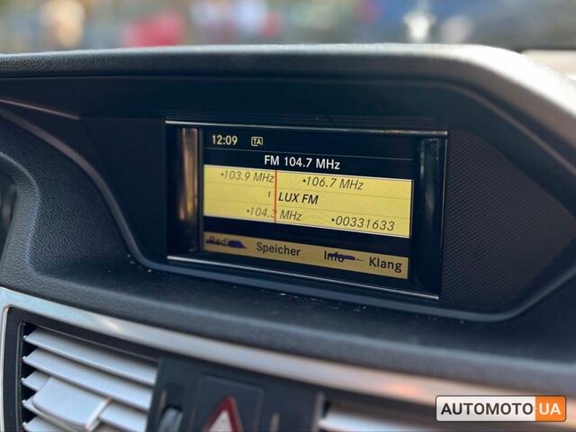 Коричневый Мерседес E 220, объемом двигателя 2.2 л и пробегом 216 тыс. км за 13200 $, фото 10 на Automoto.ua