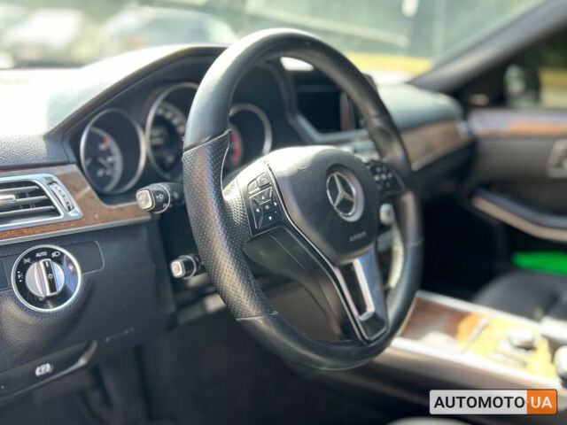 Чорний Мерседес E 250, об'ємом двигуна 2.2 л та пробігом 347 тис. км за 17500 $, фото 8 на Automoto.ua