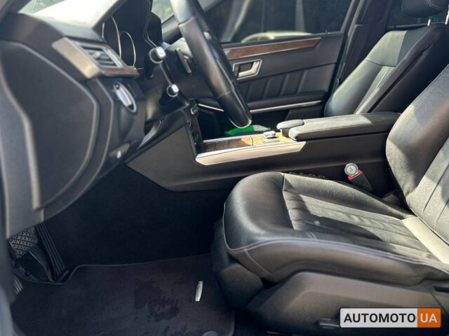 Чорний Мерседес E 250, об'ємом двигуна 2.2 л та пробігом 347 тис. км за 17500 $, фото 7 на Automoto.ua