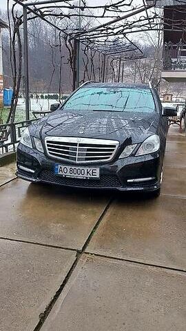 Чорний Мерседес E 250, об'ємом двигуна 2.1 л та пробігом 299 тис. км за 16500 $, фото 46 на Automoto.ua