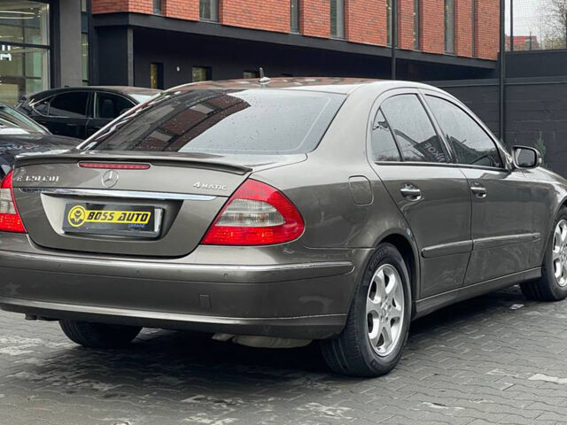 Коричневый Мерседес Е 320, объемом двигателя 3 л и пробегом 310 тыс. км за 9400 $, фото 5 на Automoto.ua