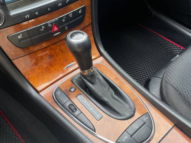 Коричневый Мерседес Е 320, объемом двигателя 3 л и пробегом 310 тыс. км за 9400 $, фото 12 на Automoto.ua