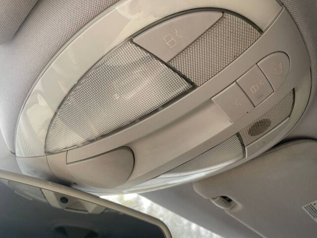 Коричневый Мерседес Е 320, объемом двигателя 3 л и пробегом 310 тыс. км за 9400 $, фото 13 на Automoto.ua