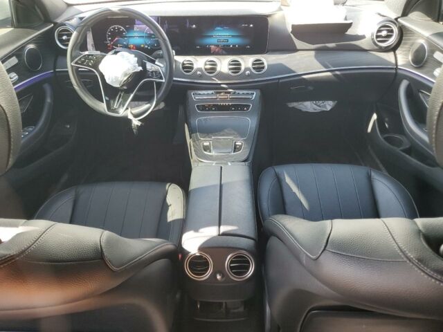 Белый Мерседес Е 350, объемом двигателя 2 л и пробегом 74 тыс. км за 30600 $, фото 7 на Automoto.ua