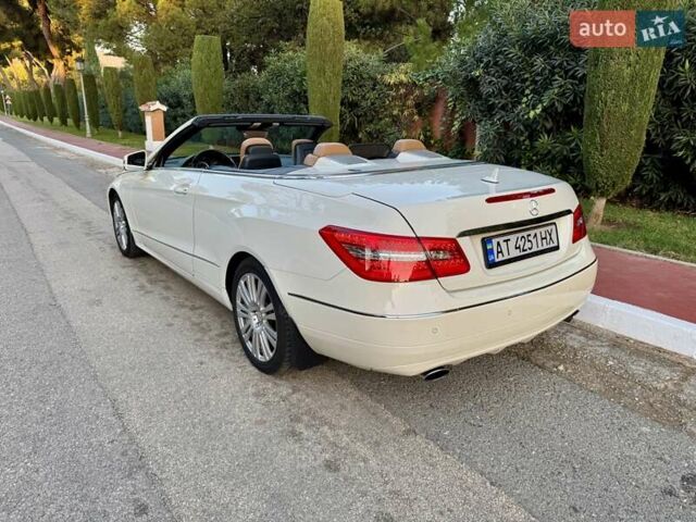 Белый Мерседес Е-Класс, объемом двигателя 3 л и пробегом 218 тыс. км за 18900 $, фото 3 на Automoto.ua