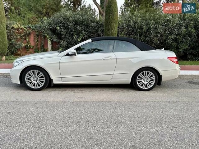 Белый Мерседес Е-Класс, объемом двигателя 3 л и пробегом 218 тыс. км за 18900 $, фото 19 на Automoto.ua