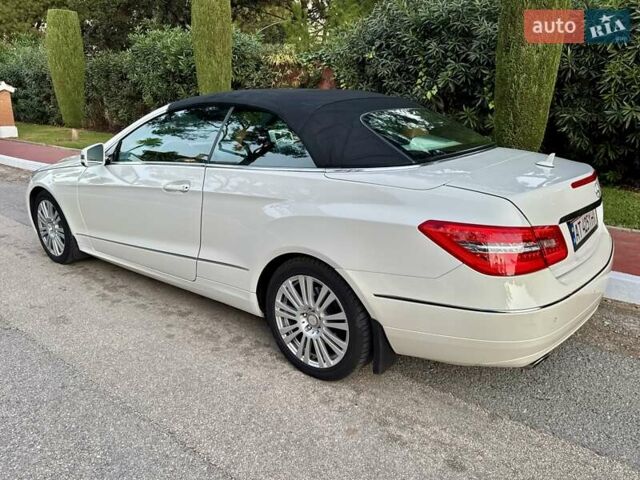 Белый Мерседес Е-Класс, объемом двигателя 3 л и пробегом 218 тыс. км за 18900 $, фото 20 на Automoto.ua