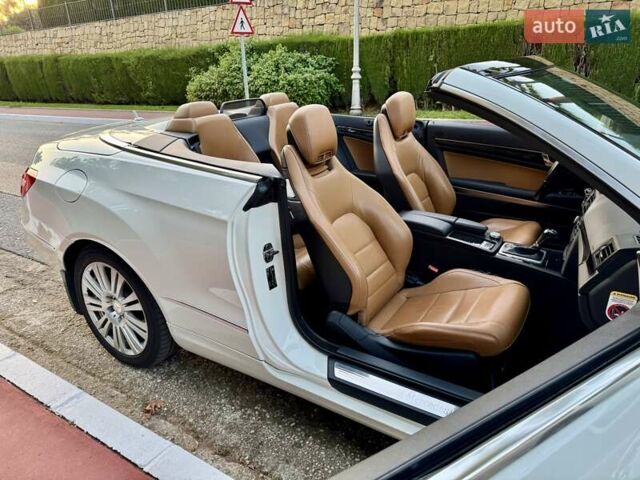 Белый Мерседес Е-Класс, объемом двигателя 3 л и пробегом 218 тыс. км за 18900 $, фото 8 на Automoto.ua