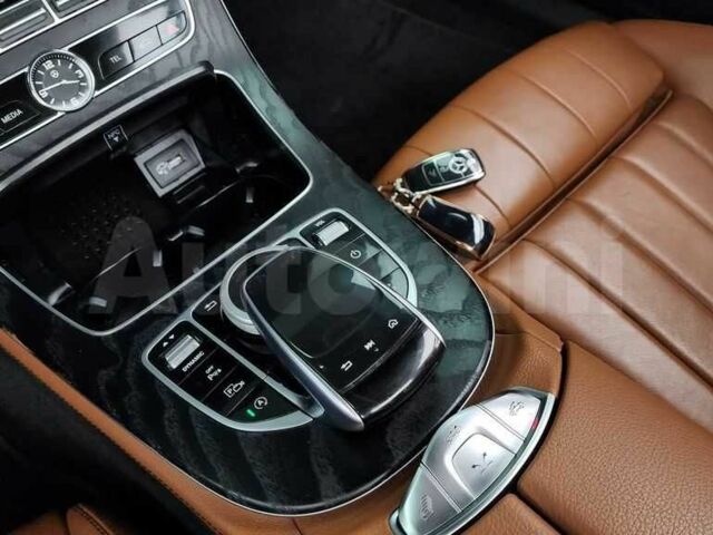 Білий Мерседес Е-Клас, об'ємом двигуна 0 л та пробігом 62 тис. км за 30657 $, фото 10 на Automoto.ua