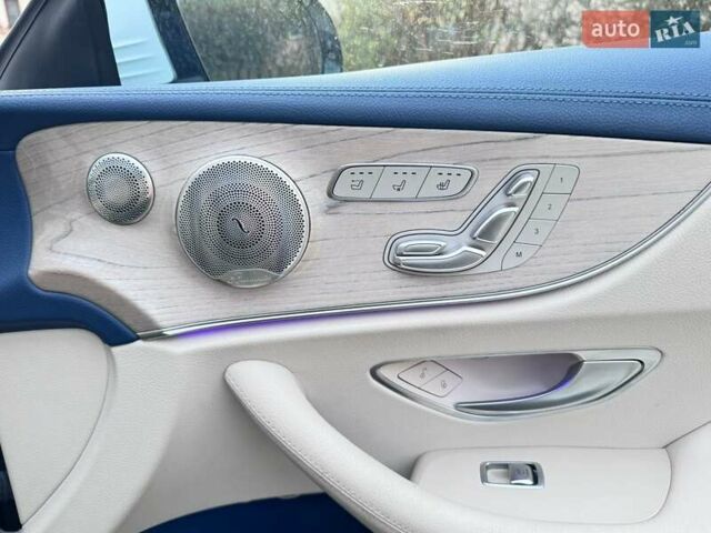 Білий Мерседес Е-Клас, об'ємом двигуна 3 л та пробігом 31 тис. км за 60050 $, фото 11 на Automoto.ua