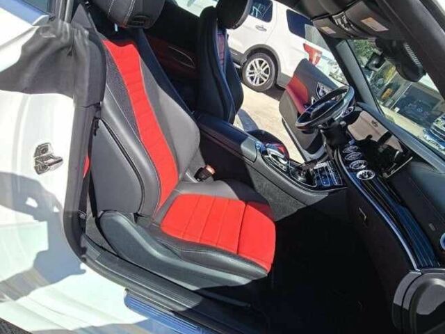 Белый Мерседес Е-Класс, объемом двигателя 0 л и пробегом 26 тыс. км за 83000 $, фото 8 на Automoto.ua