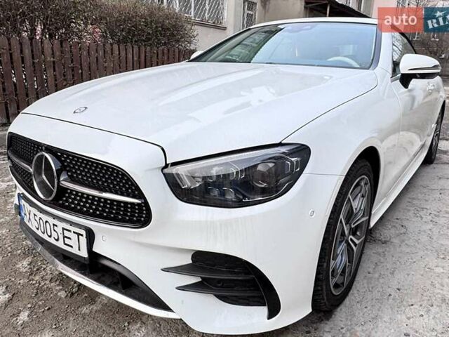 Білий Мерседес Е-Клас, об'ємом двигуна 3 л та пробігом 31 тис. км за 60050 $, фото 9 на Automoto.ua