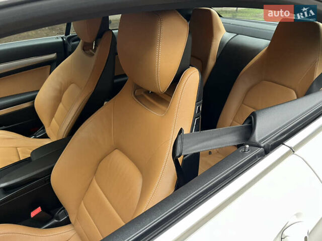 Белый Мерседес Е-Класс, объемом двигателя 2.2 л и пробегом 158 тыс. км за 13000 $, фото 57 на Automoto.ua