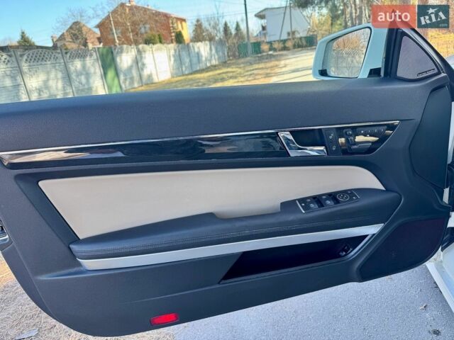 Білий Мерседес Е-Клас, об'ємом двигуна 3.5 л та пробігом 248 тис. км за 10499 $, фото 17 на Automoto.ua