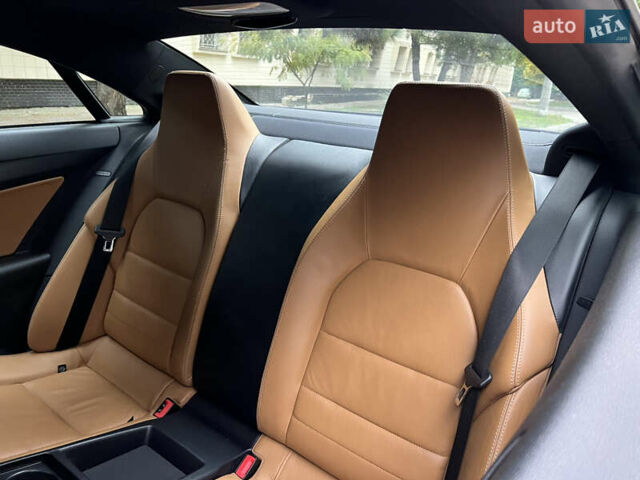 Белый Мерседес Е-Класс, объемом двигателя 2.2 л и пробегом 158 тыс. км за 13000 $, фото 59 на Automoto.ua