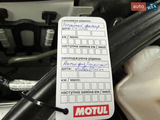 Белый Мерседес Е-Класс, объемом двигателя 2.2 л и пробегом 158 тыс. км за 13000 $, фото 31 на Automoto.ua