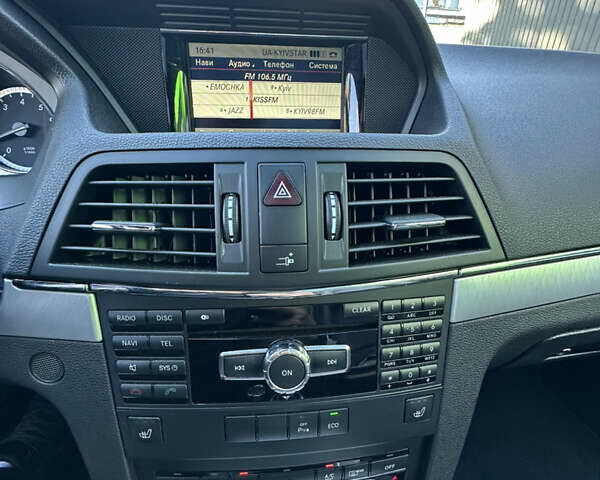 Белый Мерседес Е-Класс, объемом двигателя 1.8 л и пробегом 115 тыс. км за 15000 $, фото 16 на Automoto.ua