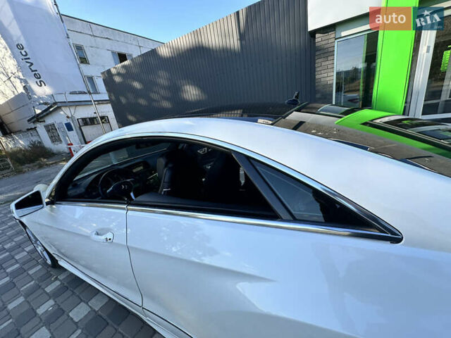 Белый Мерседес Е-Класс, объемом двигателя 1.8 л и пробегом 115 тыс. км за 15000 $, фото 20 на Automoto.ua