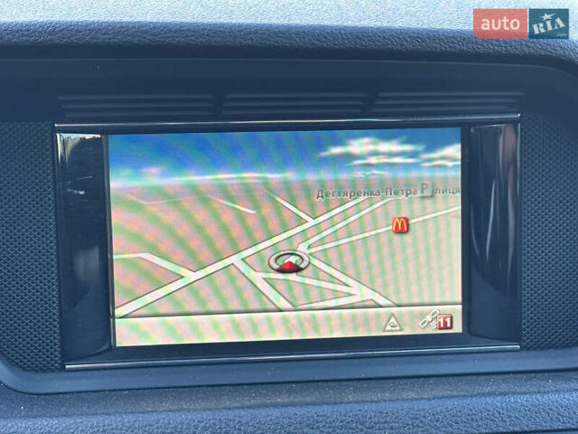 Белый Мерседес Е-Класс, объемом двигателя 1.8 л и пробегом 115 тыс. км за 15000 $, фото 27 на Automoto.ua