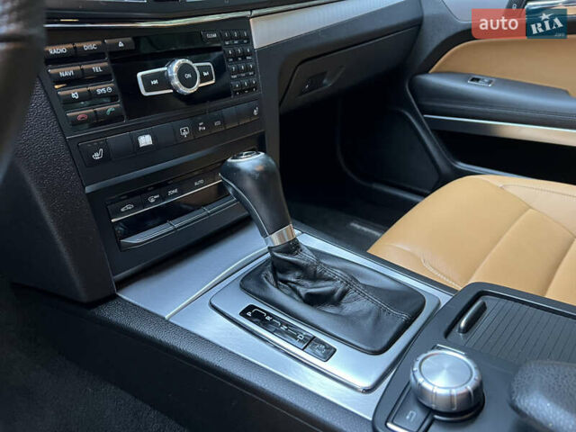 Белый Мерседес Е-Класс, объемом двигателя 2.2 л и пробегом 158 тыс. км за 13000 $, фото 39 на Automoto.ua