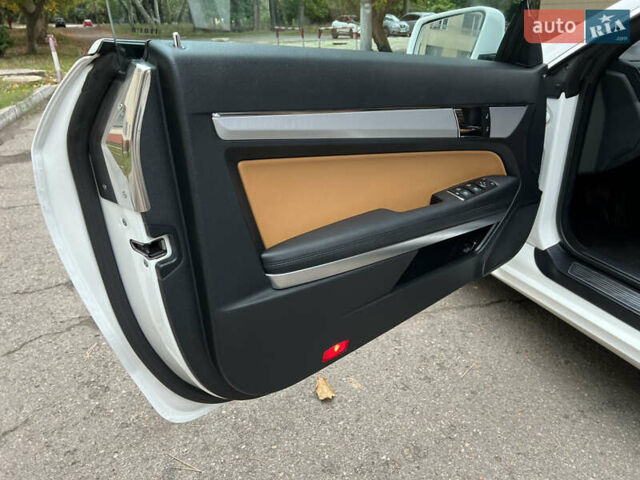Белый Мерседес Е-Класс, объемом двигателя 2.2 л и пробегом 158 тыс. км за 13000 $, фото 46 на Automoto.ua