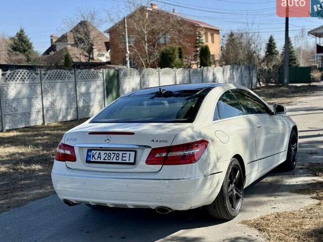 Білий Мерседес Е-Клас, об'ємом двигуна 3.5 л та пробігом 247 тис. км за 12999 $, фото 5 на Automoto.ua