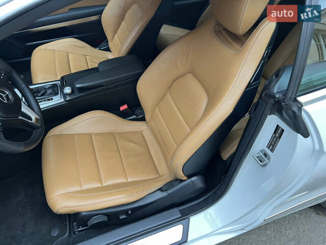 Белый Мерседес Е-Класс, объемом двигателя 2.2 л и пробегом 158 тыс. км за 13000 $, фото 36 на Automoto.ua