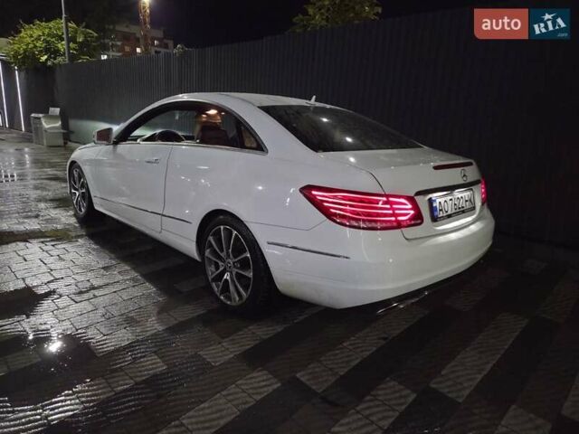 Мерседес Е-Клас 2013 у Ужгороді на Automoto.ua Білий Мерседес Е-Клас, об'ємом двигуна 2.2 л та пробігом 250 тис. км за 20500 $, фото 2 на Automoto.ua