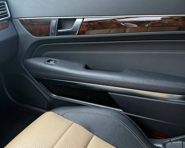 Білий Мерседес Е-Клас, об'ємом двигуна 2.14 л та пробігом 102 тис. км за 20000 $, фото 18 на Automoto.ua