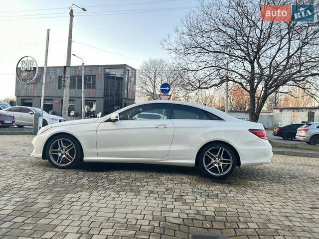 Белый Мерседес Е-Класс, объемом двигателя 3 л и пробегом 75 тыс. км за 21500 $, фото 11 на Automoto.ua