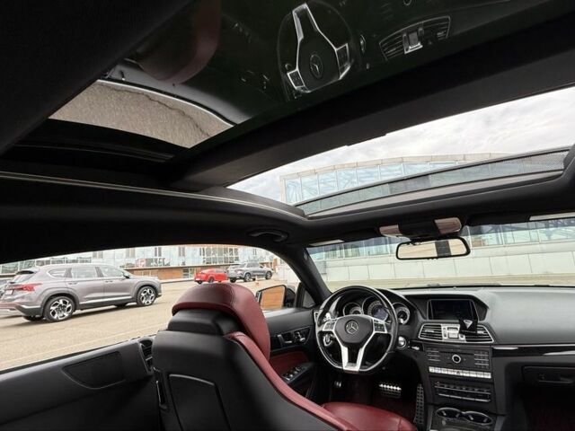 Белый Мерседес Е-Класс, объемом двигателя 3 л и пробегом 142 тыс. км за 20500 $, фото 23 на Automoto.ua