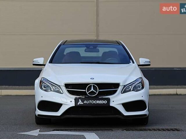 Білий Мерседес Е-Клас, об'ємом двигуна 3 л та пробігом 61 тис. км за 19900 $, фото 2 на Automoto.ua