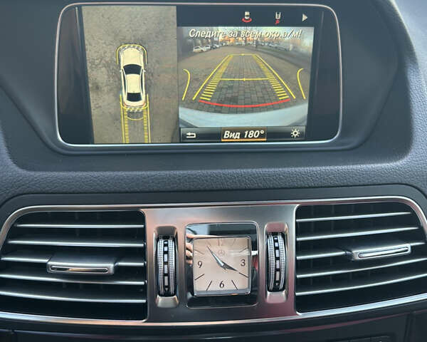 Белый Мерседес Е-Класс, объемом двигателя 3 л и пробегом 75 тыс. км за 21500 $, фото 17 на Automoto.ua