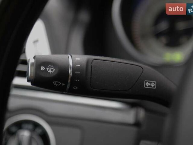 Білий Мерседес Е-Клас, об'ємом двигуна 3 л та пробігом 61 тис. км за 19900 $, фото 23 на Automoto.ua