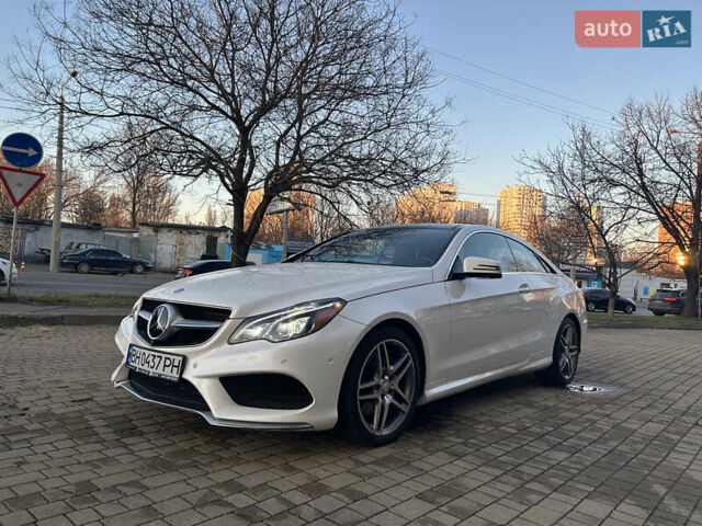 Белый Мерседес Е-Класс, объемом двигателя 3 л и пробегом 75 тыс. км за 21500 $, фото 25 на Automoto.ua