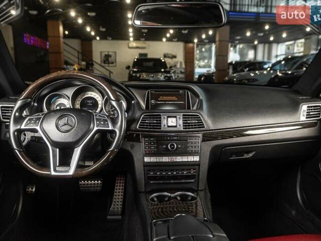 Белый Мерседес Е-Класс, объемом двигателя 3 л и пробегом 113 тыс. км за 27900 $, фото 24 на Automoto.ua